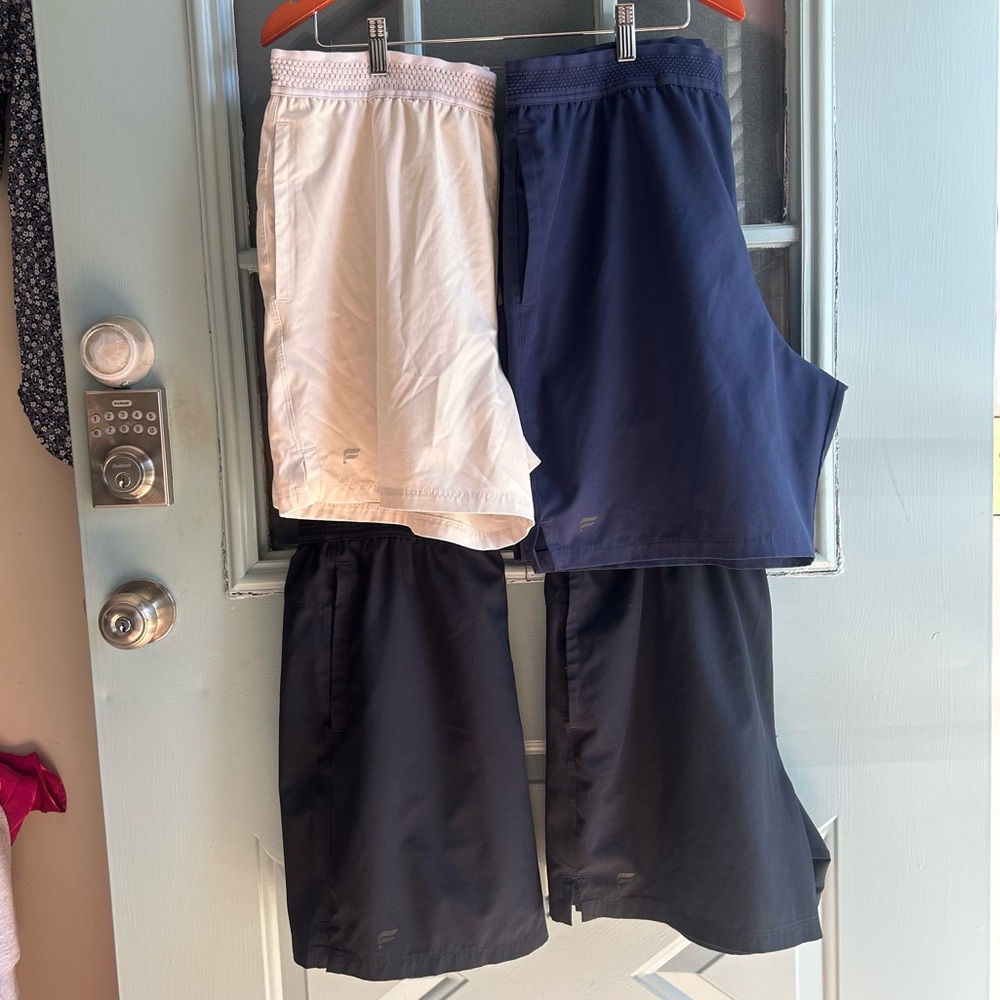 Fabletics Men’s Fundamental Short Lined 5” & 7” Bundle x4 Navy White Black Large